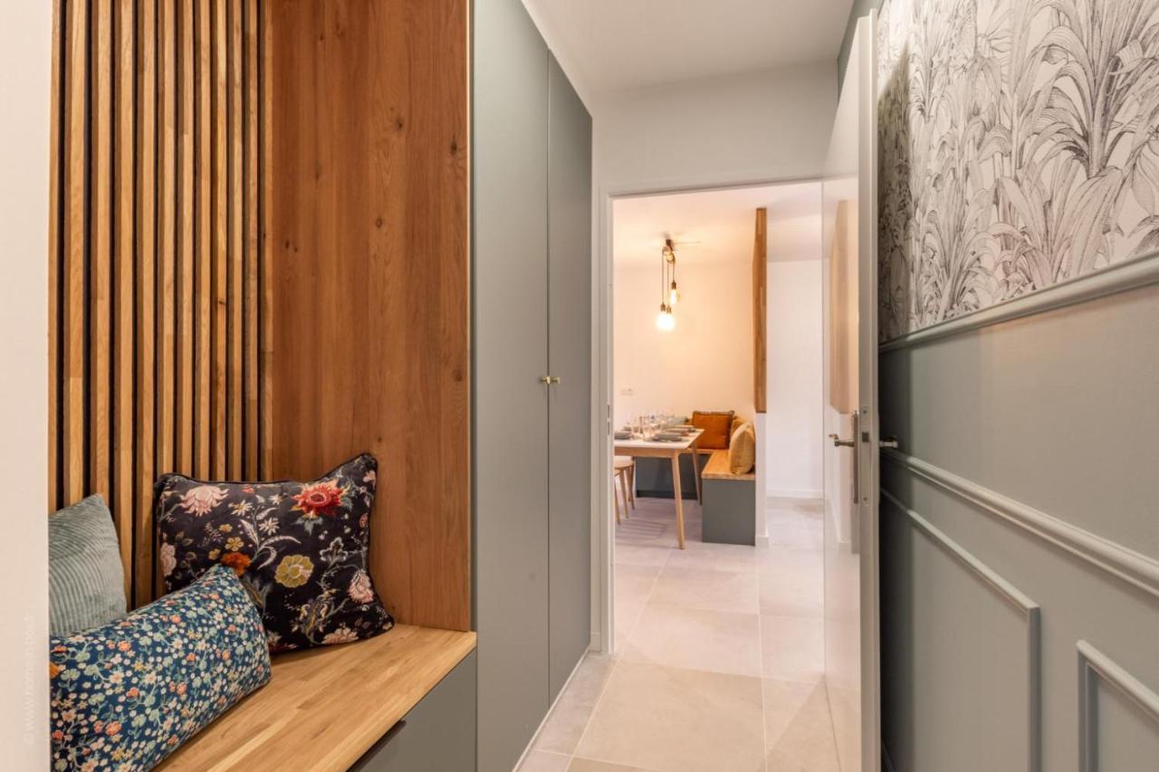 Le Jade By Plaza Apartment Serris Bagian luar foto